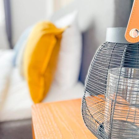 Super Fresh! 3Bdr Apartment In Sofia Center'S Artistic Area 外观 照片